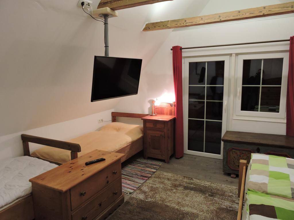 Gregor'S Ferienhaus Im Wald Edelschrott Extérieur photo